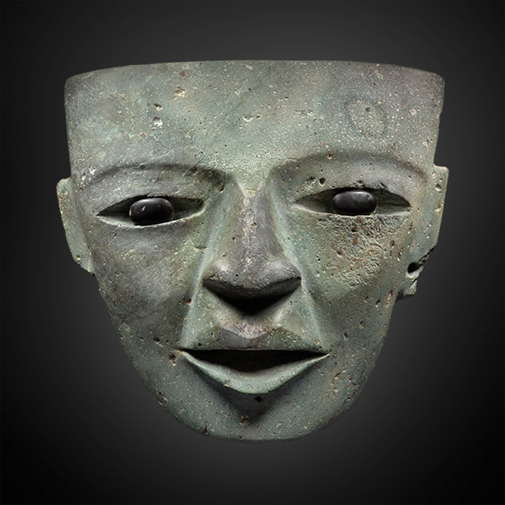 Masque Teotihuacan en pierre